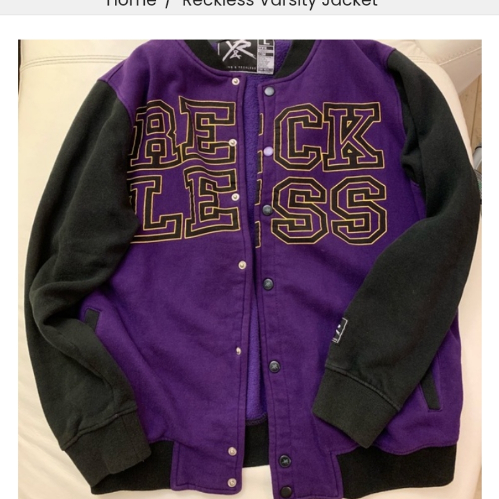 Sweat shirt jacket Young and reckless size medium